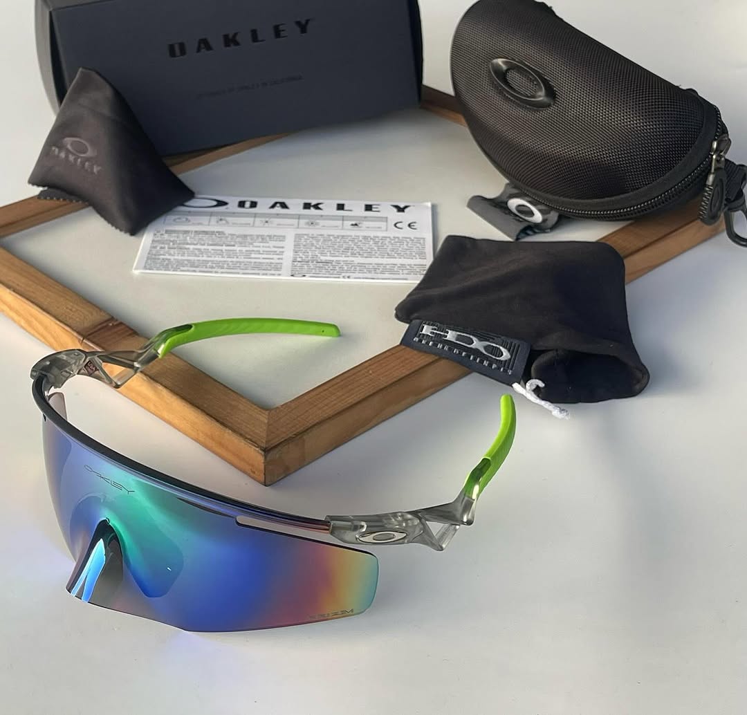Oakley QNTM KATO Sport Sunglasses green green