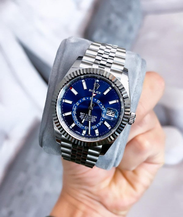 Role_x Oyster perpetual Date Just Automatic