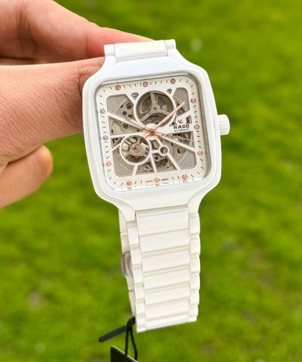 Rad_o true square automatic ceramic- white-copper